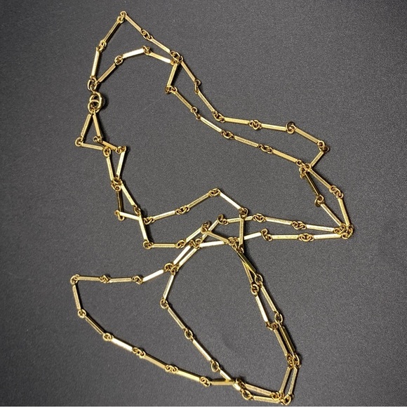 Vintage Gold Tone Double Strand Necklace - Picture 8 of 8